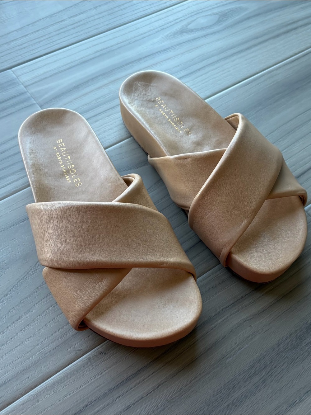 Beautiisoles by Robyn Shreiber Leather Slides